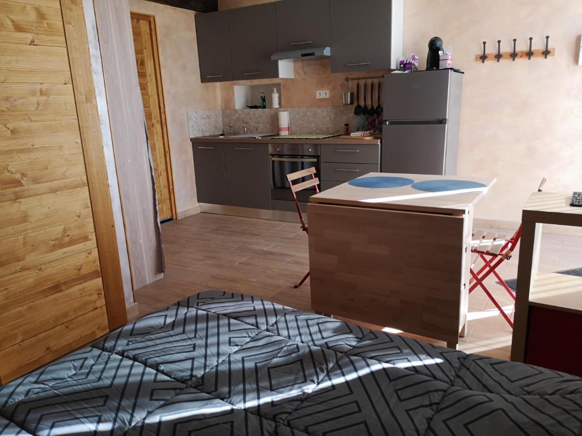 Les Gites De Laures Monblanc Exterior foto